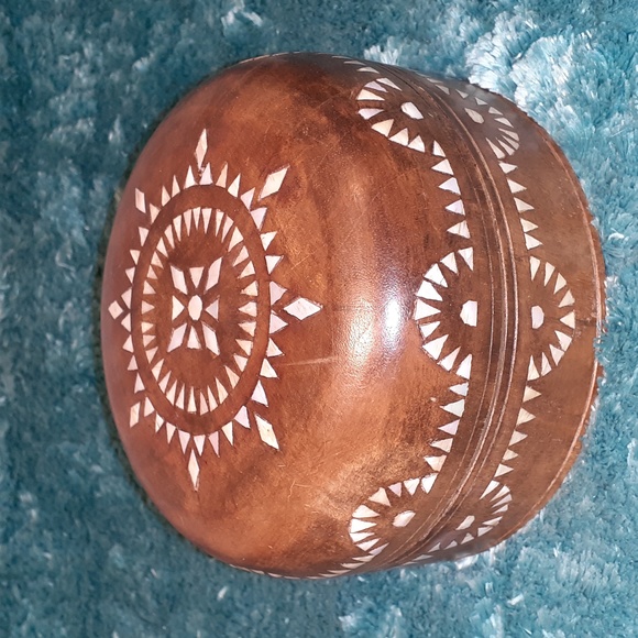Handmade Wooden Box With Mother of Pearl Inlay 3"H x 5.5"W - Picture 1 of 5